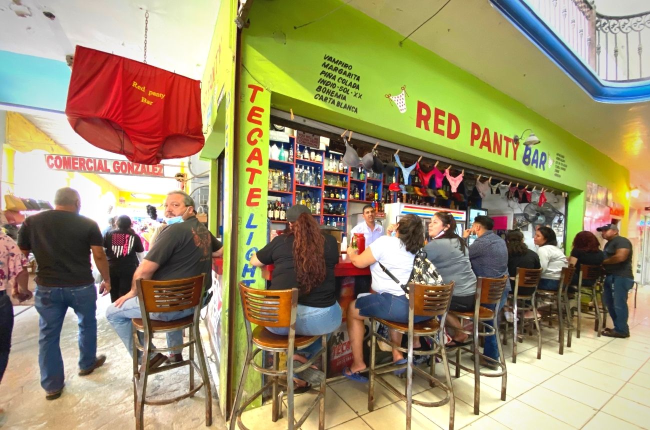 Red_Panty_Bar